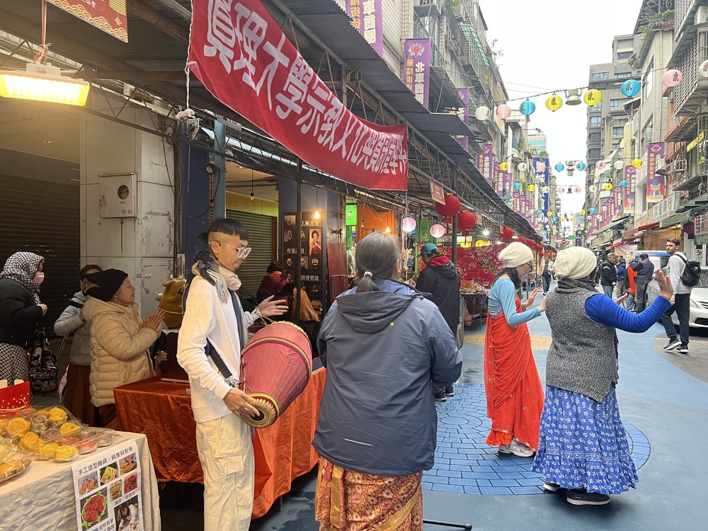 真理宗資系於北市華陰街推動宗教與跨文化交融的活動圖片